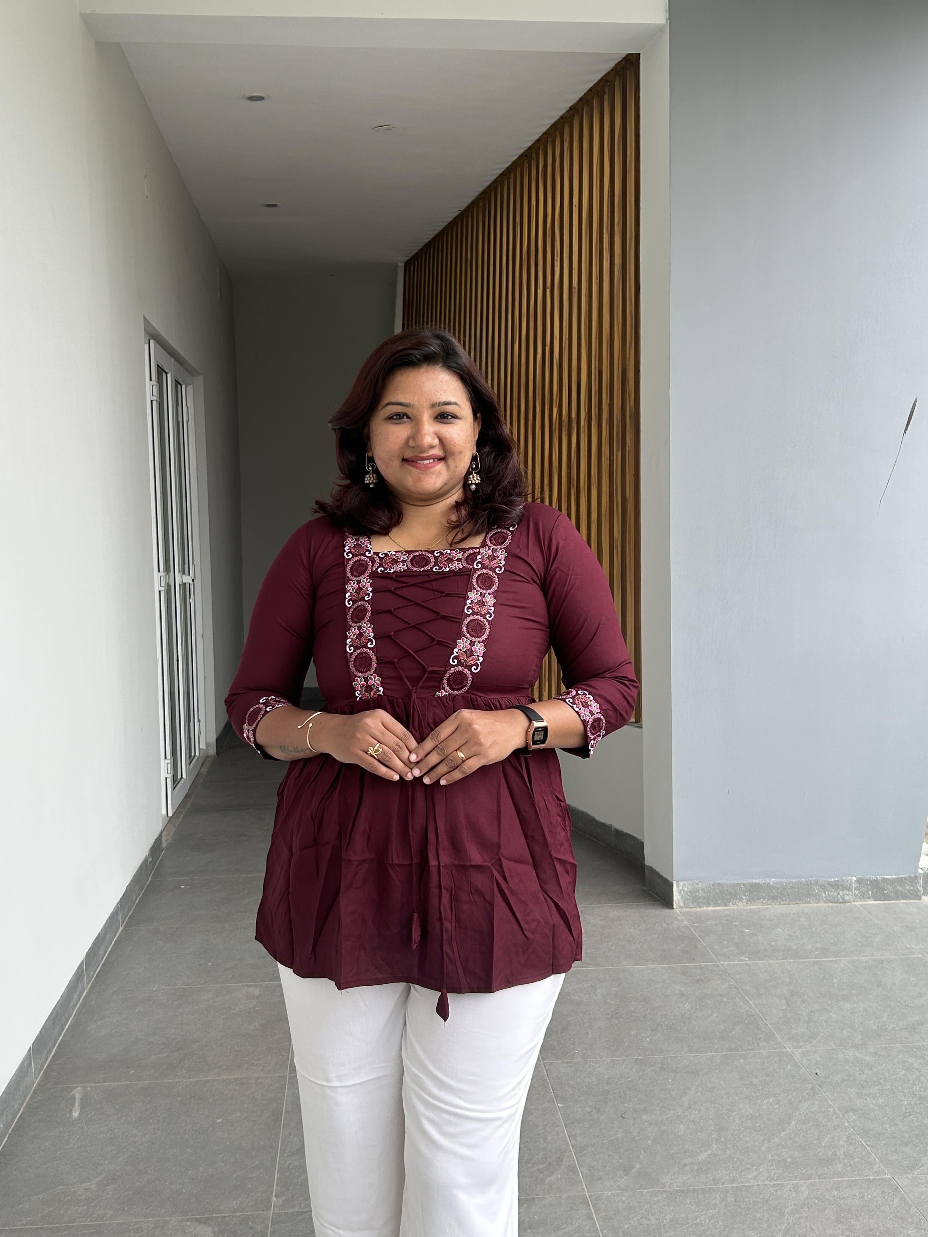 KUR189 - Burgundy Floral embroidered front tie short top