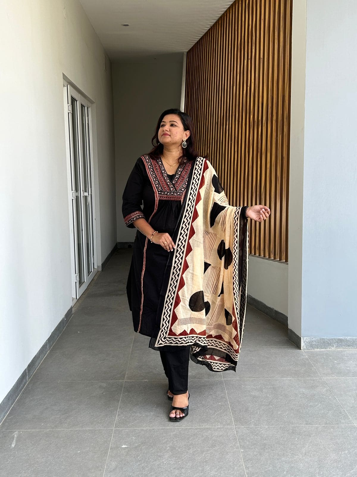 RMS199 - Black cotton Bagru print suit