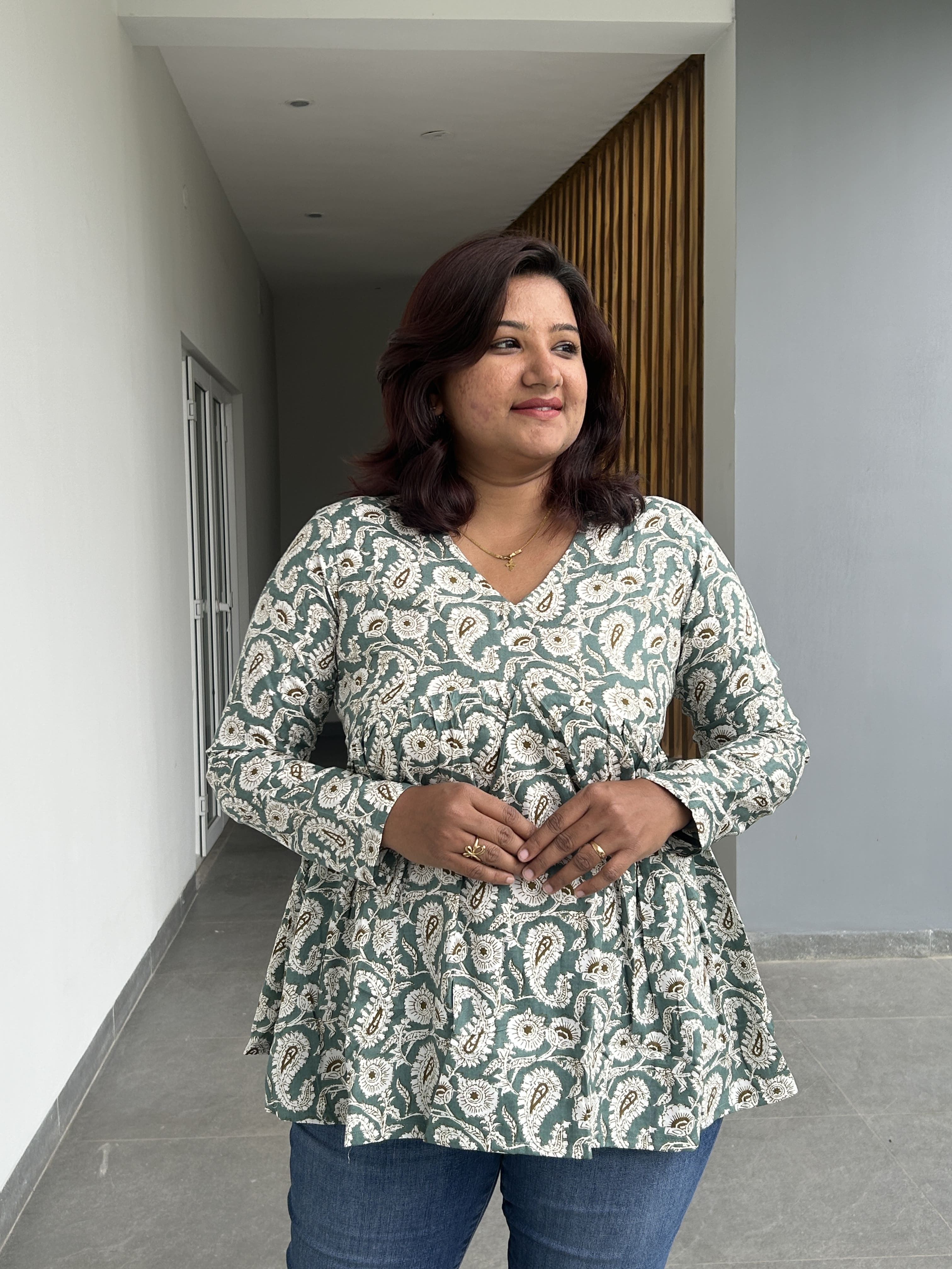 KUR186 - Mint Green Paisley print peplum top