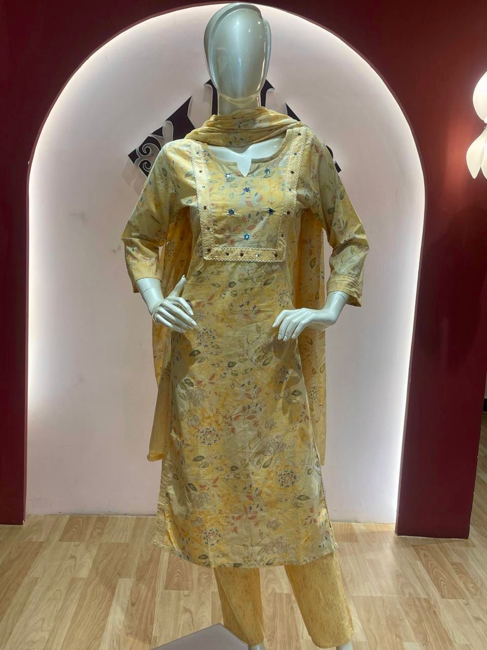 RMS081 - Yellow Mirror work yolk everyday cotton suit
