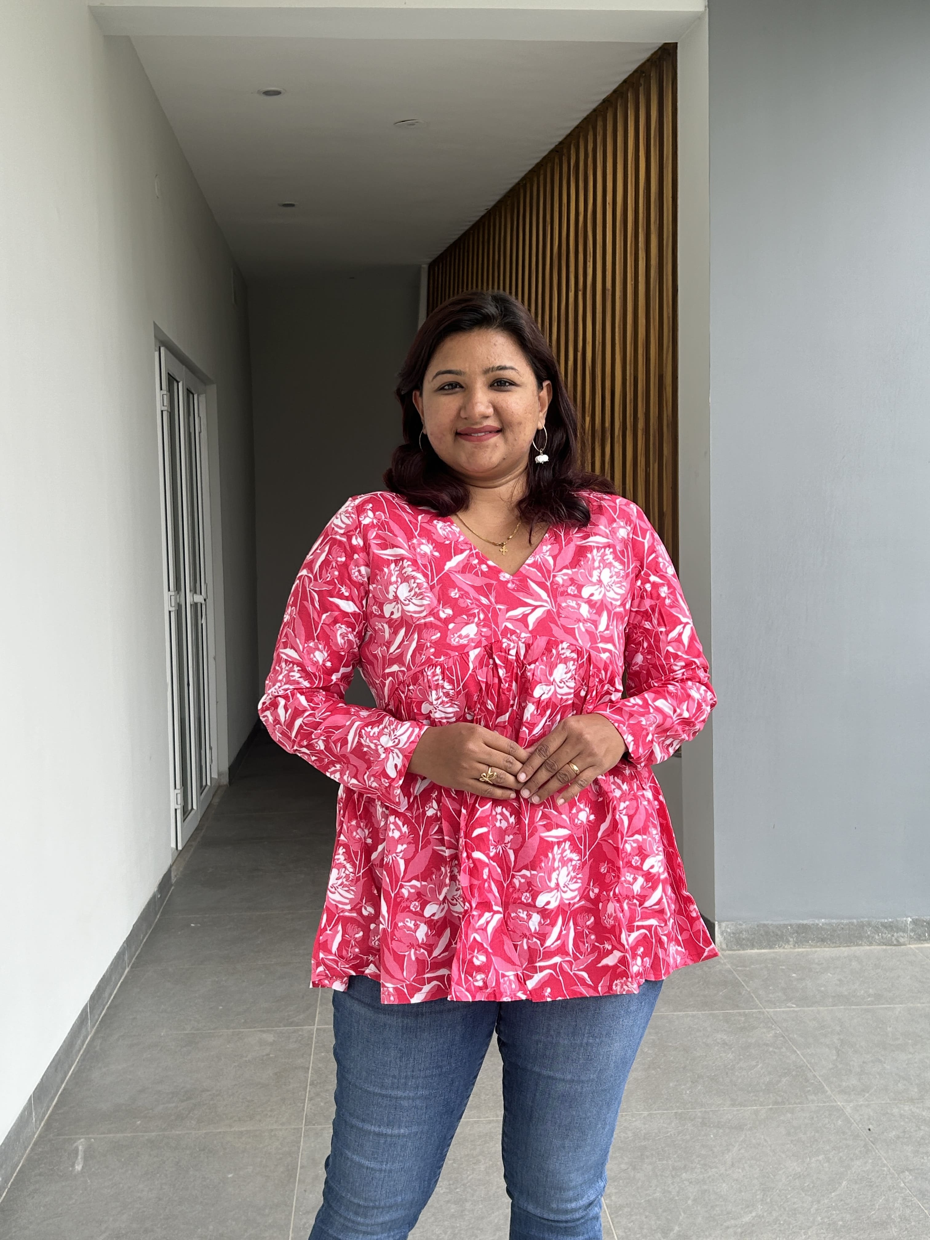 KUR182 - Pink floral Peplum top