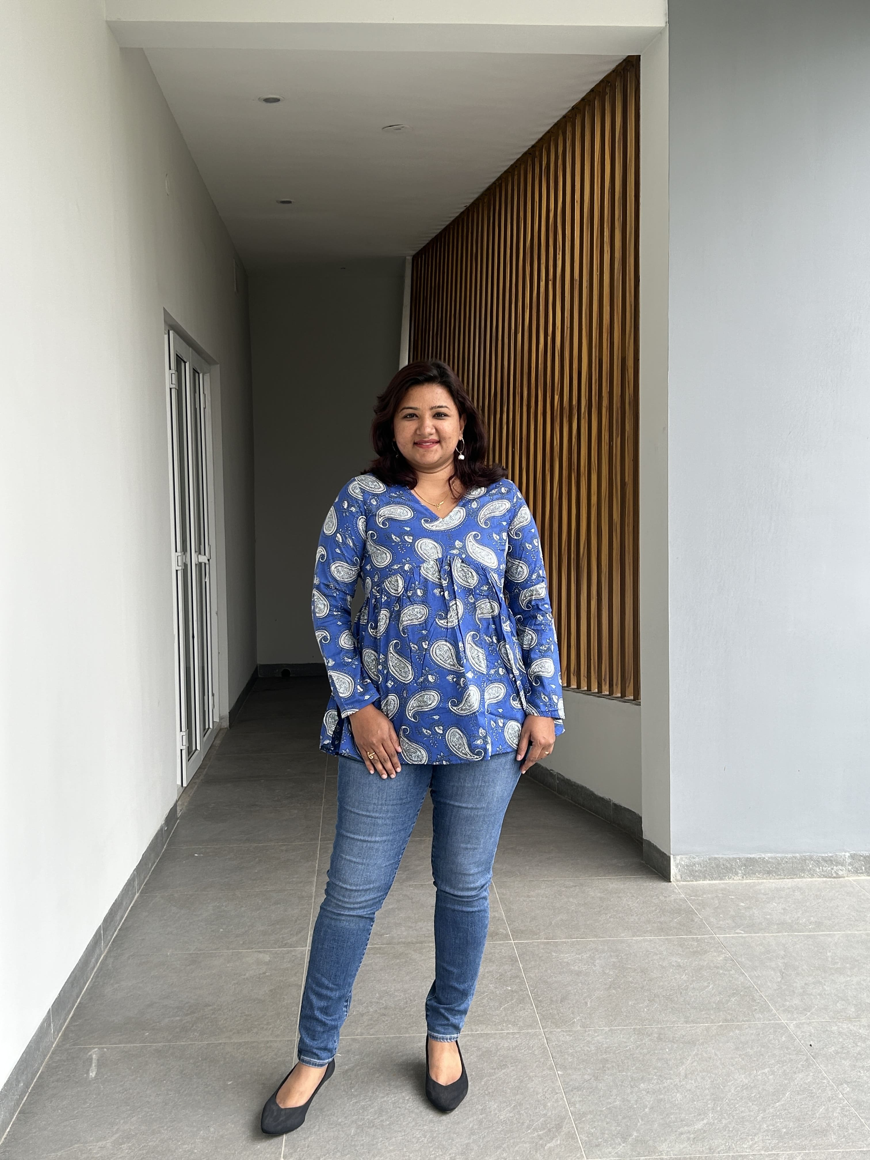 KUR184 - Blue Paisley peplum top