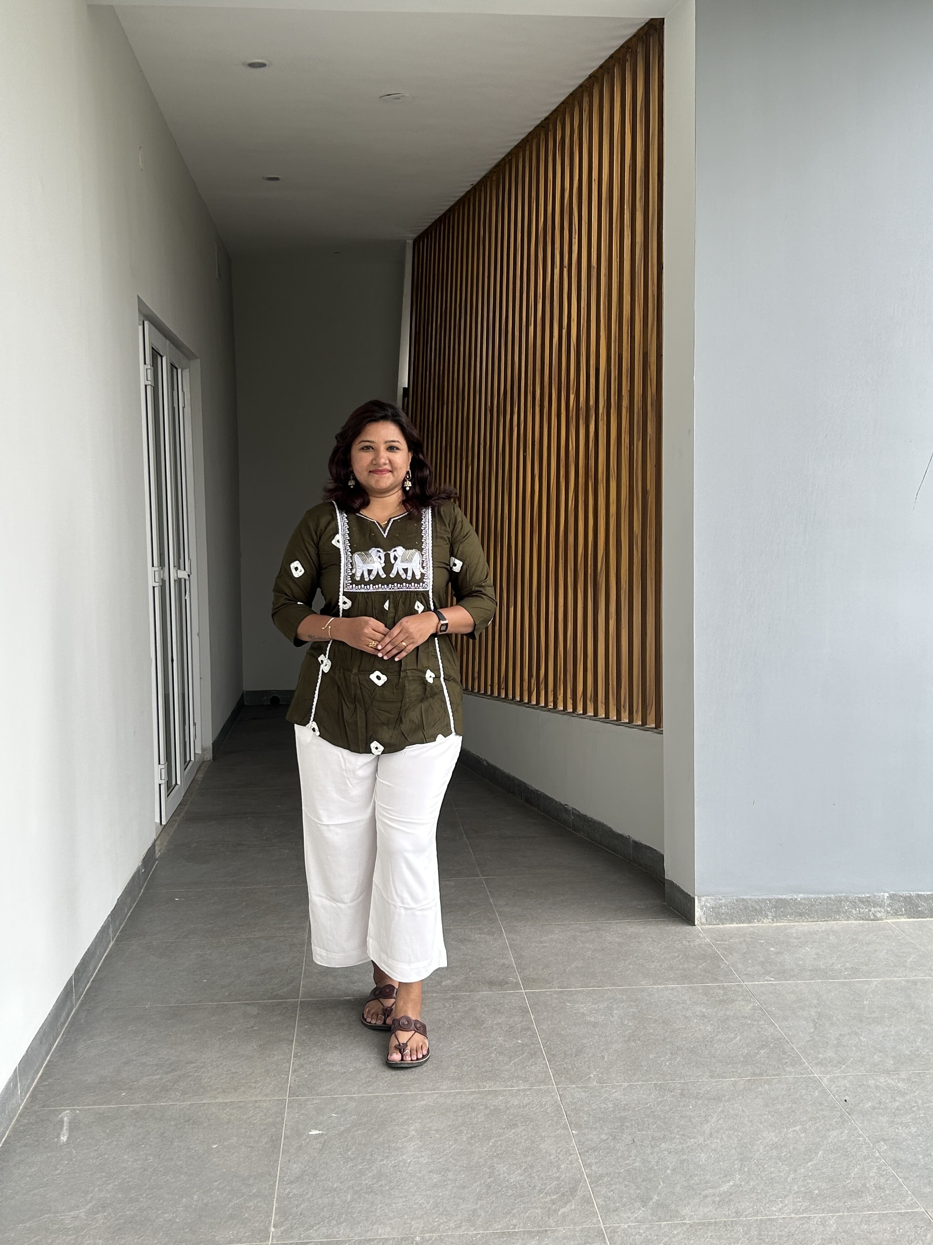 KUR188 - Green Elephant Embroidered short top